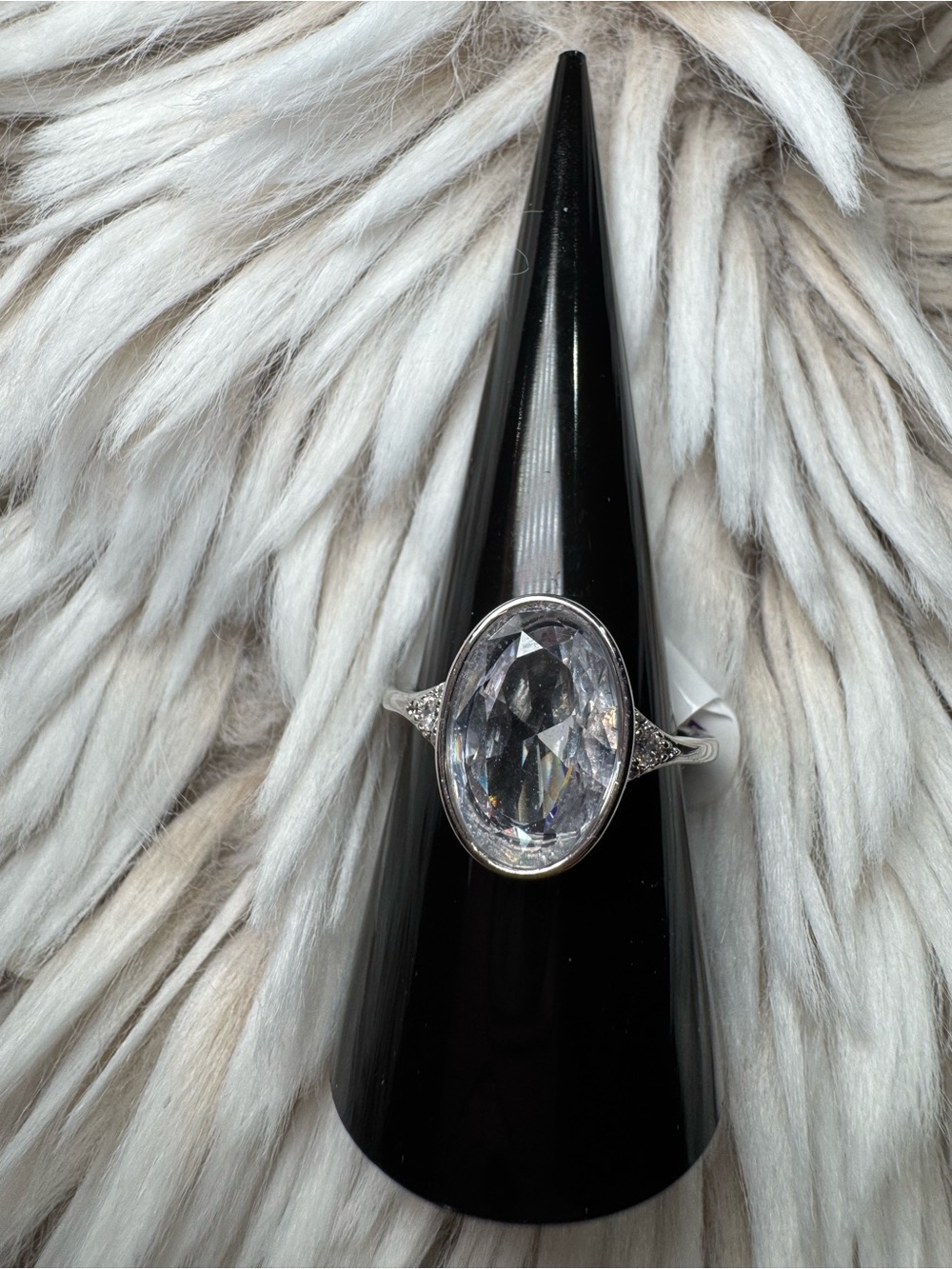 Diamond cubic zirconia bomb party ring